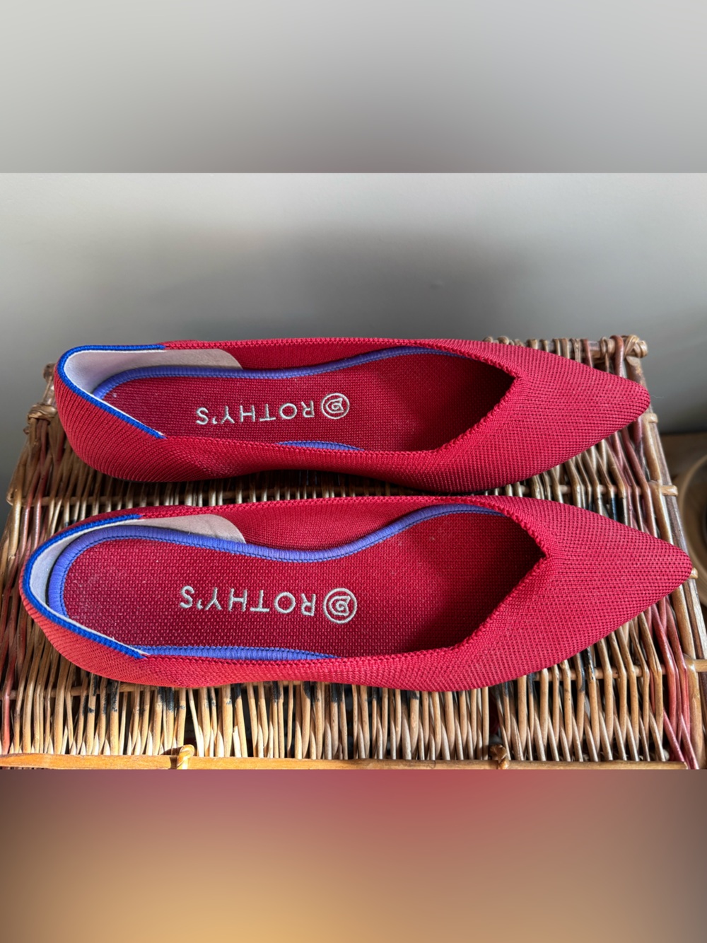 Rothy's Size 10 Red Pointed Knit Flats